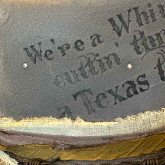 Lainey Wilson Inspired Western Festival Hat - Picture 6 of 12